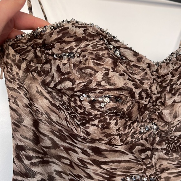 Gorgeous silk evening gown. - Picture 6 of 8